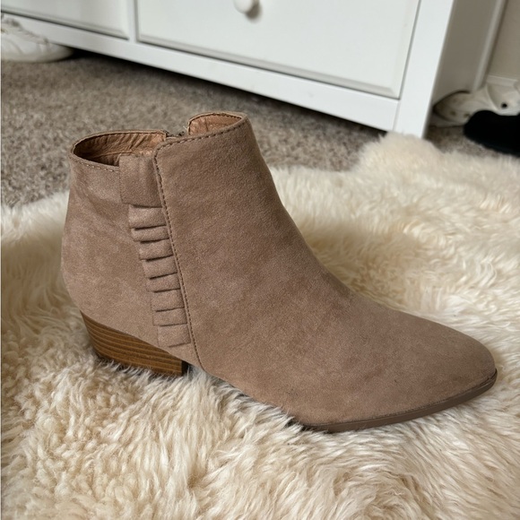 JustFab booties - Picture 5 of 7